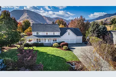 624 Meadows Drive, Wenatchee, WA 98801 - Photo 1