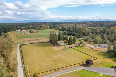 8731 Valley View Road, Custer, WA 98240 - Photo 2