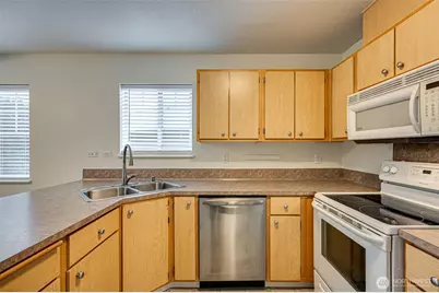 14605 NE 20th Avenue #B101, Vancouver, WA 98686 - Photo 4