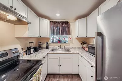 5806 E Swan Creek Drive, Tacoma, WA 98404 - Photo 12