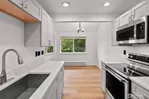 12719 NE 116th St, Kirkland, WA 98034 - Photo 8