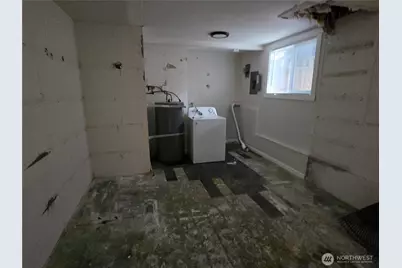 8405 24th Avenue SW, Seattle, WA 98106 - Photo 10