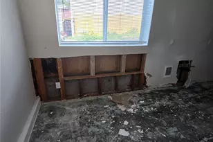 8405 24th Ave SW, Seattle, WA 98106 - Photo 6