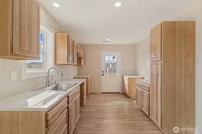 420 Koala Avenue, Omak, WA 98841 - Photo 10