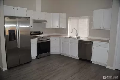 7317 Fairoaks Road SE, Olympia, WA 98513 - Photo 8