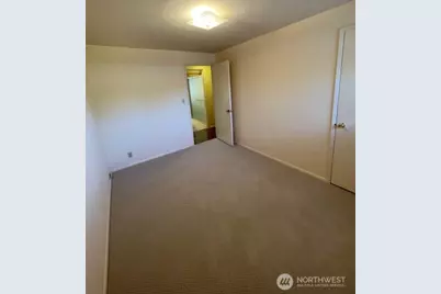 15541 Palatine Avenue N, Shoreline, WA 98133 - Photo 18