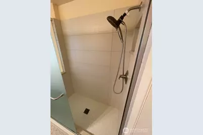 15541 Palatine Avenue N, Shoreline, WA 98133 - Photo 22