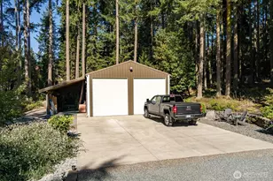 898 E Meadowood Ln, Freeland, WA 98249 - Photo 26