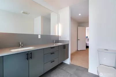 833 S Cloverdale Street #A, Seattle, WA 98108 - Photo 32