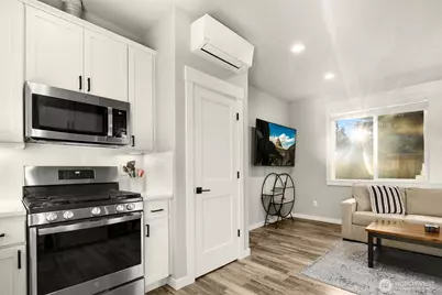 13005 NE 73rd Street #2, Kirkland, WA 98033 - Photo 12