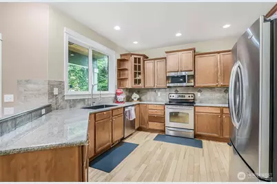 17401 140th Avenue E, Puyallup, WA 98374 - Photo 16