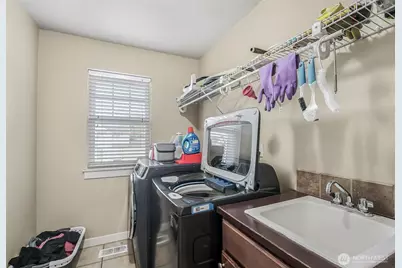 17401 140th Avenue E, Puyallup, WA 98374 - Photo 28