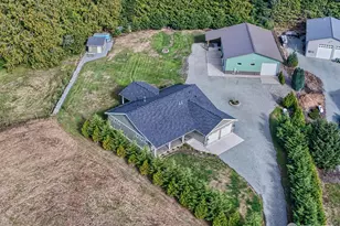 19443 Oakleaf Ln, Sedro Woolley, WA 98284 - Photo 2