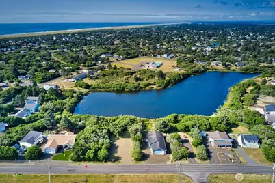 384 Marine View Drive SW, Ocean Shores, WA 98569 - Photo 2