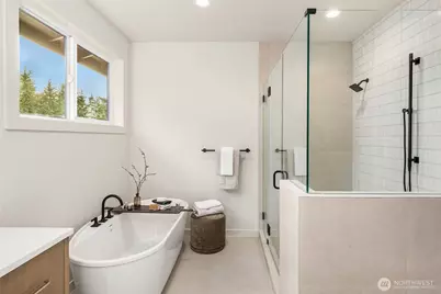 13113 NE 104th Street, Kirkland, WA 98033 - Photo 32