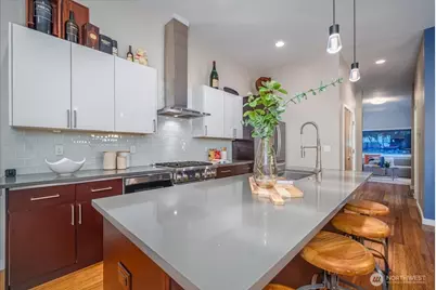 13017 3rd Avenue NW, Seattle, WA 98177 - Photo 6