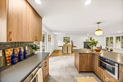 6225 122nd Avenue SE, Bellevue, WA 98006 - Photo 12