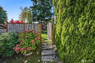 6225 122nd Ave SE, Bellevue, WA 98006 - Photo 32