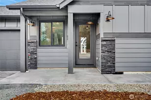 109 7th St SW, Long Beach, WA 98631 - Photo 2