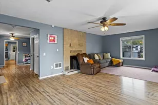 103 Lowrane Dr, Kelso, WA 98626 - Photo 8