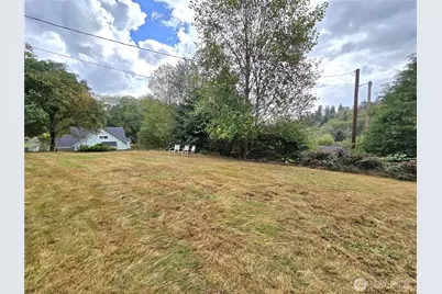 2216 Pershing Street, Aberdeen, WA 98520 - Photo 2