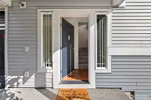 15720 Manor Way, Lynnwood, WA 98087 - Photo 2