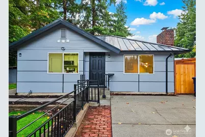 1147 Aberdeen Avenue NE, Renton, WA 98056 - Photo 2