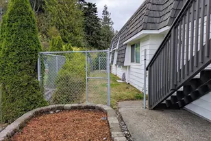 72 Sea View Dr, Port Angeles, WA 98362 - Photo 34