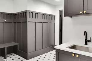 5632 NE 55th St, Seattle, WA 98105 - Photo 34