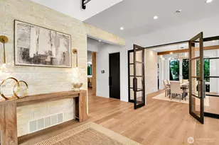 5632 NE 55th St, Seattle, WA 98105 - Photo 4