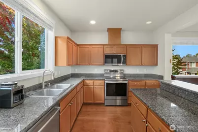 142 Spruce Street, Tacoma, WA 98466 - Photo 14