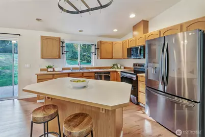 12212 401 Street E, Eatonville, WA 98328 - Photo 10