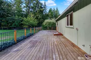 12212 401st St E, Eatonville, WA 98328 - Photo 28