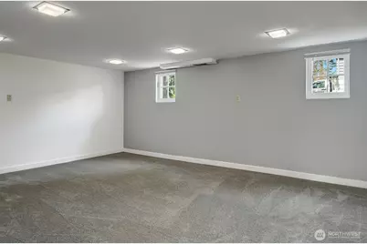 19330 20th Avenue NW, Shoreline, WA 98177 - Photo 14