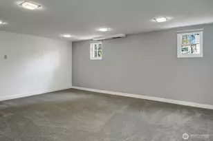 19330 20th Ave NW, Shoreline, WA 98177 - Photo 14