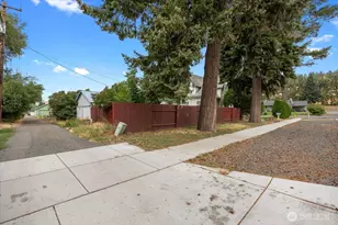 515 N 3rd St, Dayton, WA 99328 - Photo 30