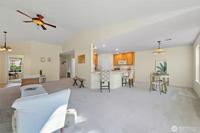 716 SE Songbird Lane, College Place, WA 99324 - Photo 8