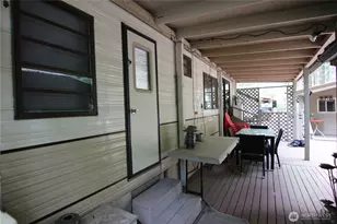 178 4 Christmas Tree Circle, Maple Falls, WA 98244 - Photo 4