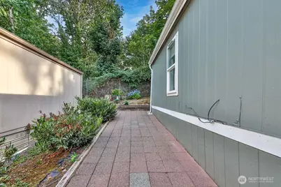 10921 SE 227th Place, Kent, WA 98031 - Photo 22