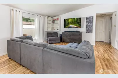 10921 SE 227th Place, Kent, WA 98031 - Photo 4