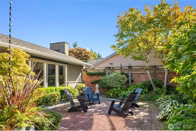 2124 Broadmoor Drive E, Seattle, WA 98112 - Photo 22