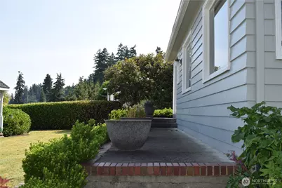 3538 Beach Drive E, Port Orchard, WA 98366 - Photo 4