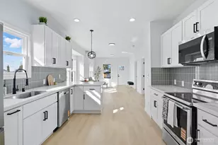 808 E 46th St, Tacoma, WA 98404 - Photo 8