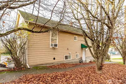 3823 Delridge Way SW, Seattle, WA 98106 - Photo 10
