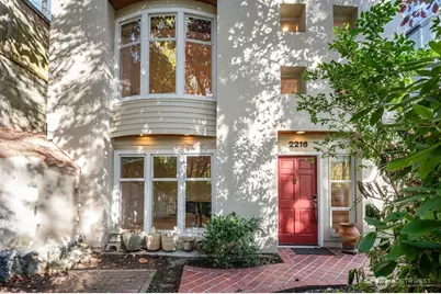 2216 19th Avenue E, Seattle, WA 98112 - Photo 1