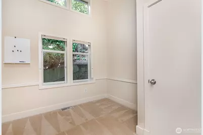 2216 19th Avenue E, Seattle, WA 98112 - Photo 12