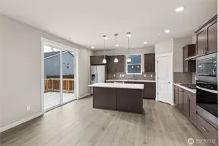 9826 38th St Ct E, Edgewood, WA 98371 - Photo 6