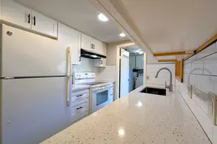 5715 186th Pl SW, Lynnwood, WA 98037 - Photo 4