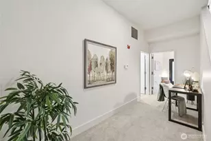 615 E Pike St, Seattle, WA 98122 - Photo 16