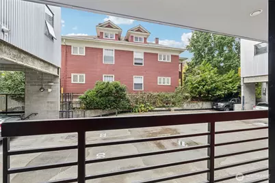615 E Pike Street #305, Seattle, WA 98122 - Photo 26